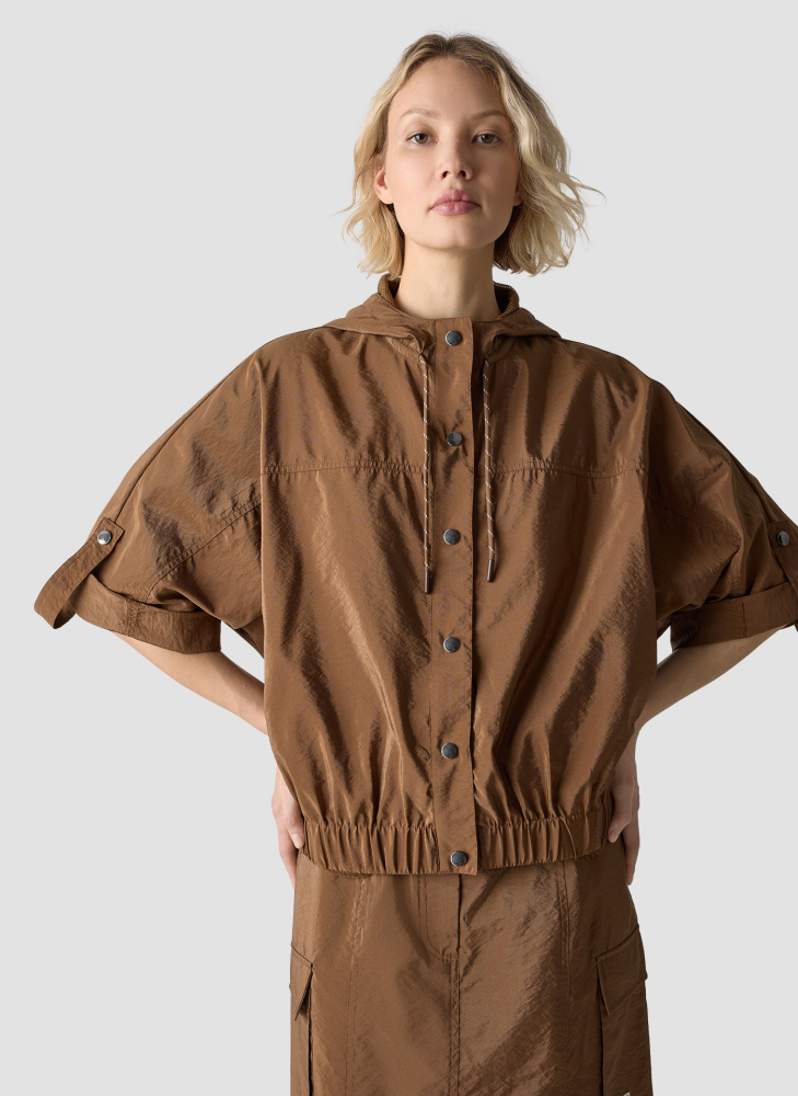 ЖАКЕТ LE COMTE легкая жатая фактура с капюшоном и застежкой на кнопки